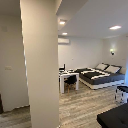 Apartmani Miho Zadar Exterior foto